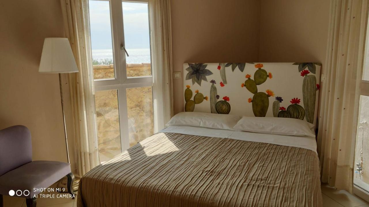 Torre Dei Pirati Villa Летояни Екстериор снимка